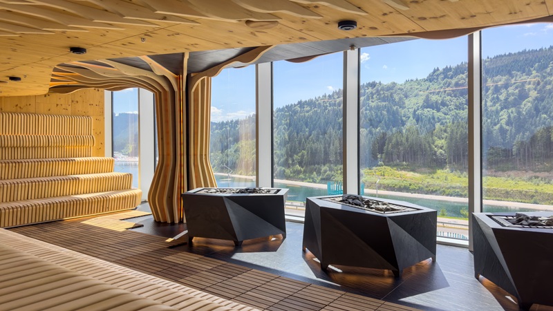 Why Modern Properties Gain Curb Appeal through Outdoor Saunas and Cold Plunges