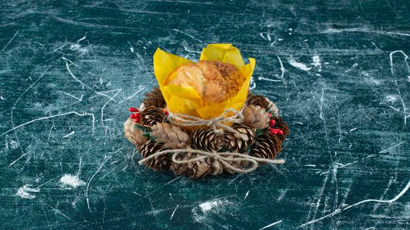 Beyond the Tree: Creative Ways to Use Reflector and Shape Handcrafted, Elegant Ornaments Year-Round