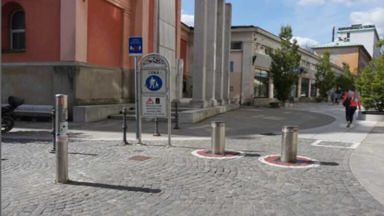 Bollard